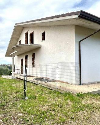 Appartamento di 136 m² con più di 5 locali a Tregl