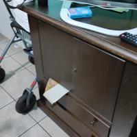 porta TV arte povera 