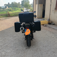 Moto BMW gs f650 cilindrata 800