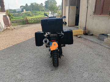 Moto BMW gs f650 cilindrata 800