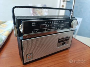 Radio vintage a transistor GE MONOGRAM – 11 transi