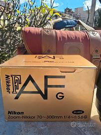 Nikon Zoom Nikkor 70-300 f/4-5,6G