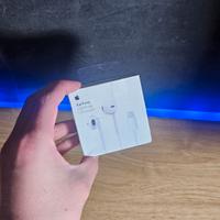 Auricolari Apple EarPods con connettore Lightning