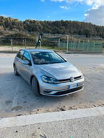 Golf 7.5 2.0 TDI 150 cv Business cambio DSG