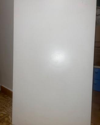 Tavolo scrivania ikea