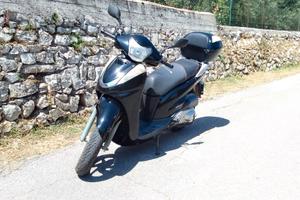 Honda sh 300