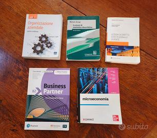 Testi/libri Universitari per Economica 