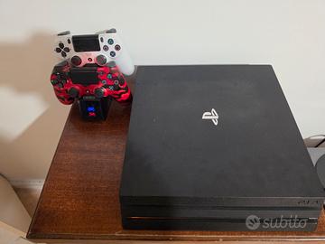 Playstation 4 Slim (1Tb) + Controller