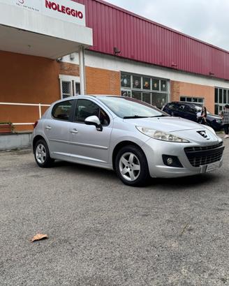 Peugeot 207 1.4 HDi 70CV