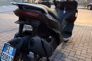 Aprilia SR GT 200