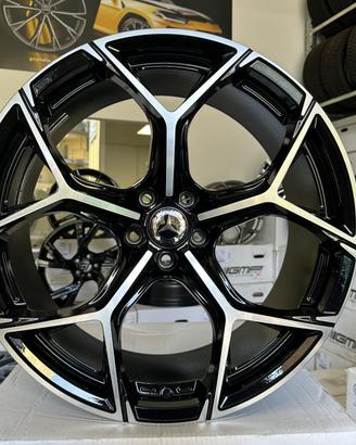 Cerchi NUOVI Mercedes raggio 18 cod.9832