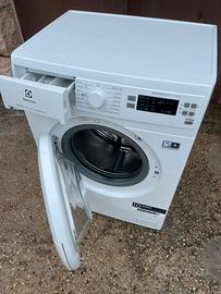 Lavatrice SLIM Electrolux 7kg PerfectCare600