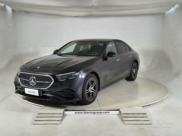 Mercedes-Benz Classe E Classe E- W214 Berlina...