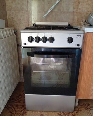 Forno a gas 50 x 50 cm Beko