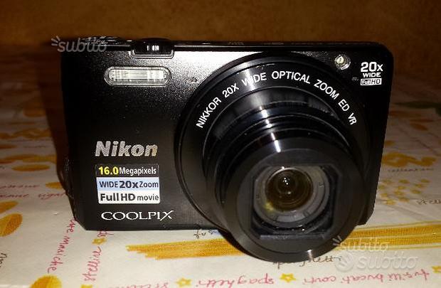 Fotocamera compatta Nikon Coolpix S7000
