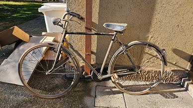 BICI CON FRENI A BACCHETTA 