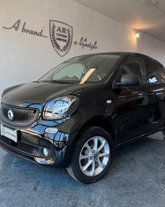 Smart forfour 1.0 Passion 71cv Total Black