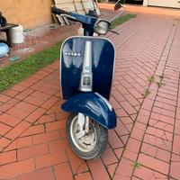 Vespa 50 special blu