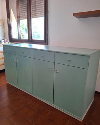 Credenza
