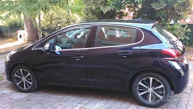 Peugeot 208 1.6 BlueHDI 100cv Allure