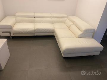 Divano pelle bianca