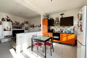 CASA SEMINDIPENDENTE A IVREA