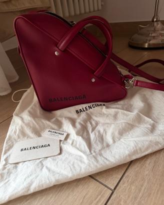 Triangle Balenciaga