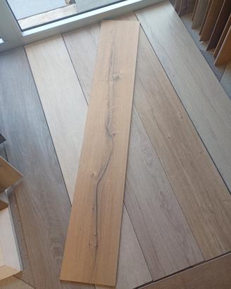 piastrelle gres porcellanato effetto legno 