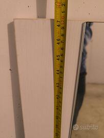 Specchio in legno per bagno