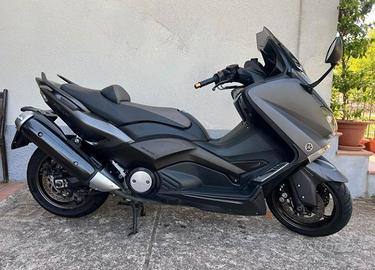 Yamaha T Max 530