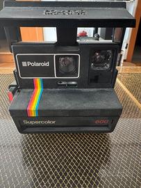 POLAROID SUPERCOLOR 600 LAND CAMERA