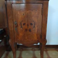 Comodini retrò con ripiano in marmo nero