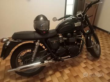 Triumph Bonneville - 2005