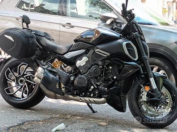 Ducati Diavel V4