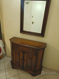 Mobile ingresso con specchio