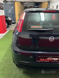FIAT GRANDE PUNTO DA VETRINA 
