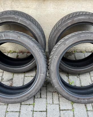 Khumo Wintercraft WP71  205/45 R17 84V (usate)