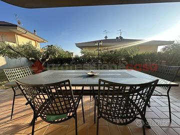 Villa bifamiliare Formia [Cod.V334VRG]