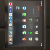 iPad 6ª Generazione 32GB + Apple Pencil e access.