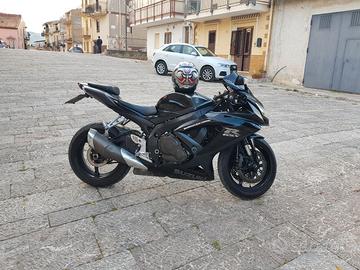 Suzuki GSX-R 750 K8