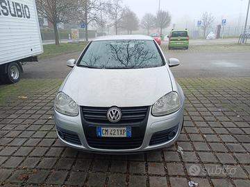 vw golf 2.0 tdi prezzo 1400 euro