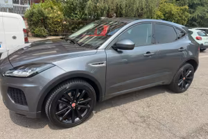 Jaguar E-Pace € 15600