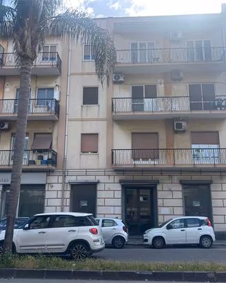 Ampio negozio