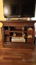 n. 2 oggetti di arredamento