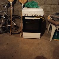 fornello 4 fuochi più forno