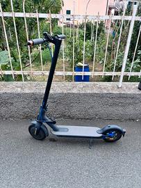 Monopattino mi Electric scooter 3