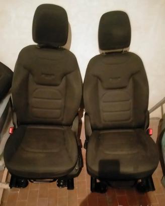 Tappezzeria jeep renegade 2017