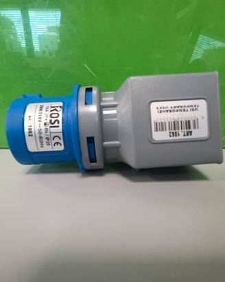 adattatore spina  industriale 
