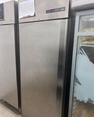 Congelatore a colonna profesionale coldline