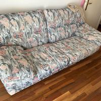 Camera da letto matrimoniale e divano